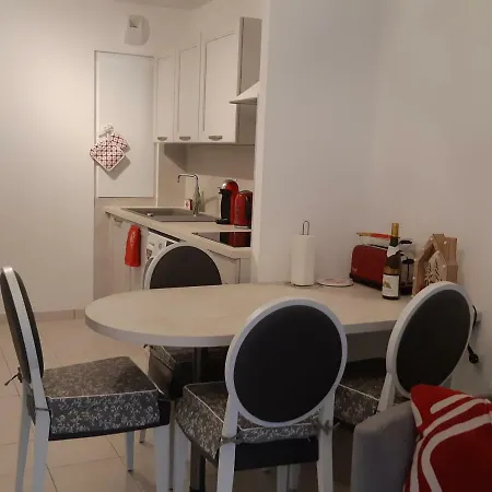 Le Carre Des Fleurs Apartament